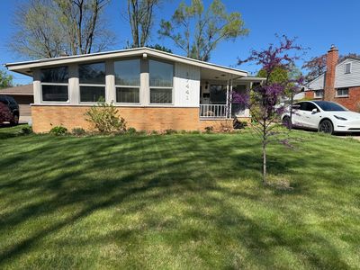 17441 Pershing St, Livonia, MI, 48152