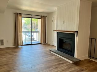 23 Lancaster Ests #23, Mount Joy, PA 17552