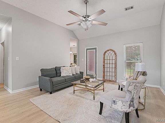 2nd image of 304 Homewood Dr