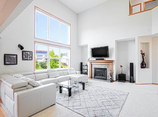 780 Ali Ln, Victoria, MN 55386