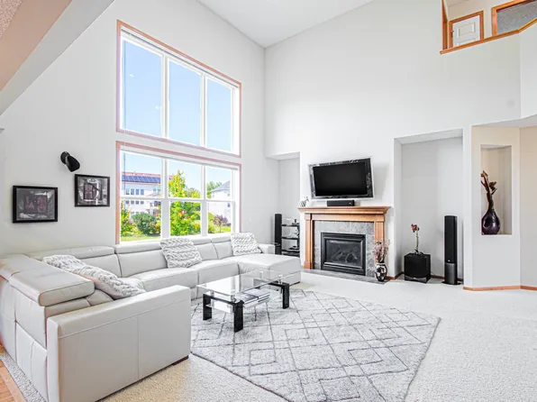 780 Ali Ln, Victoria, MN 55386