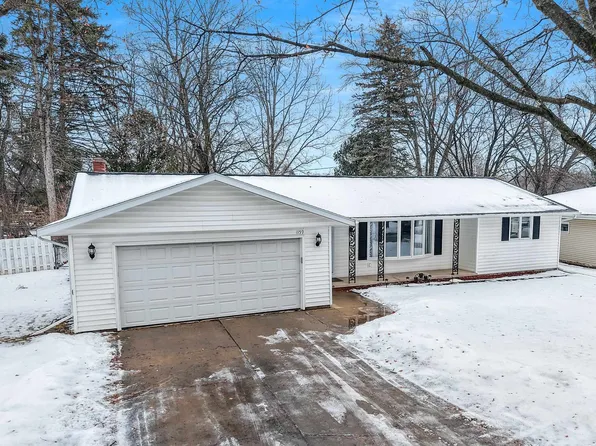 1159 Michaline Dr, Green Bay, WI 54304