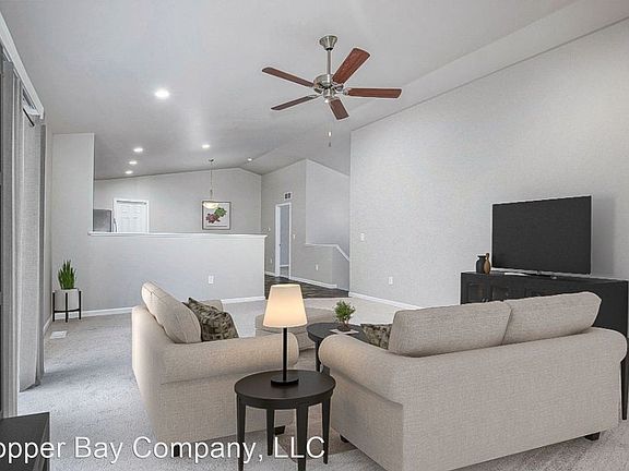 3rd image of 4313 Cinnamon Ln