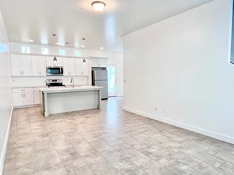 3000 N 37th St #2 — Photo 32