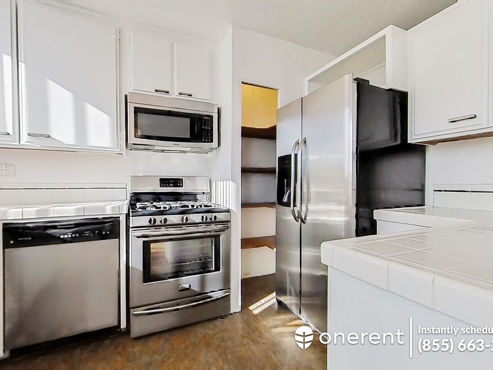 1st image of 12751 Pacific Ave APT 10