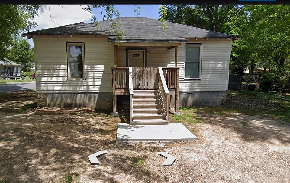 2nd image of 88 E Stephens St