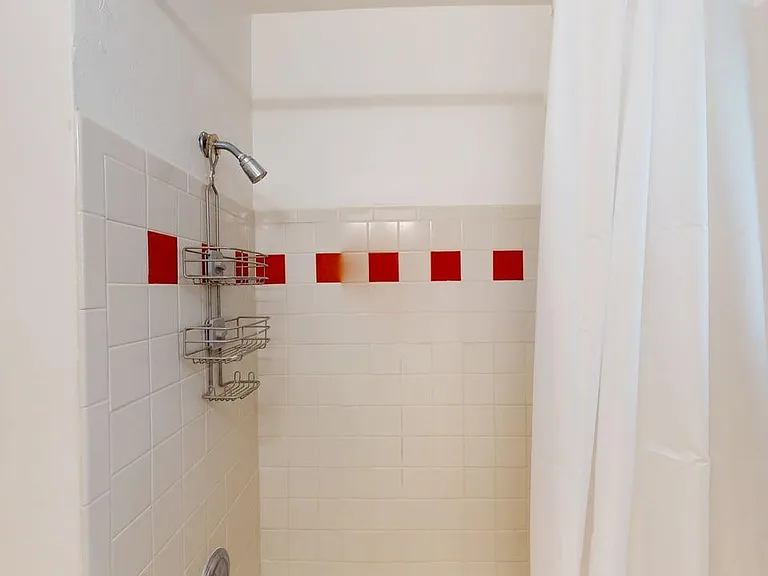 Classic Abq One Bedroom Apartment Just 4 Blocks to UNM — Photo 28