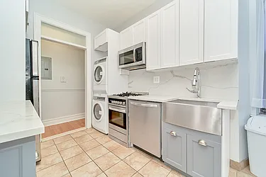 Rented by Living New York