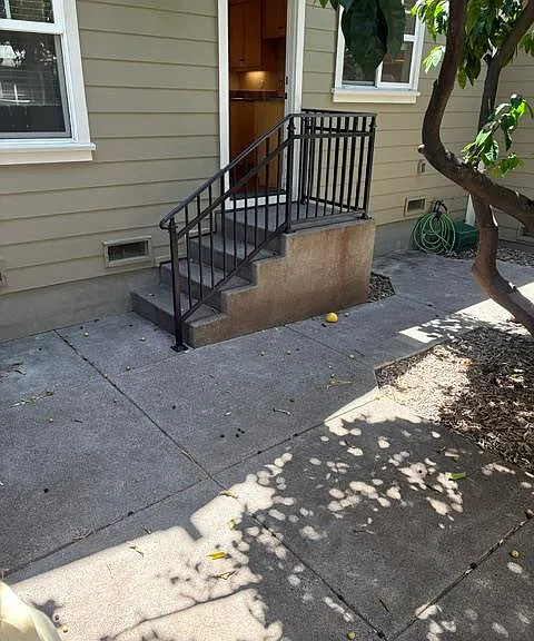 412 West St — Photo 17