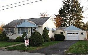 1st image of 27 Bentley Ave