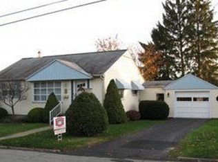 27 Bentley Ave, Greenville, PA