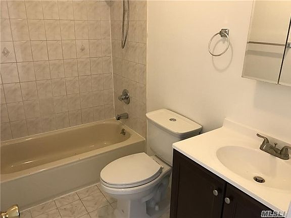 5th image of 10216 1st St #2