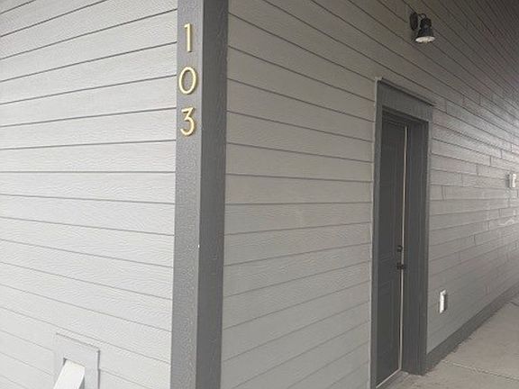 3rd image of 1625 Annafeld Pkwy E #103