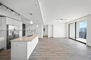 999 SW 1st Ave #2406 — Photo 7