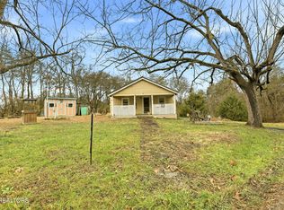 10310 Stiles Ln, Kodak, TN 37764