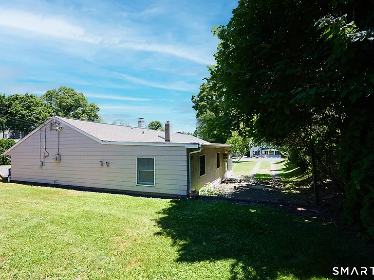 15 Harvester Rd #2 — Photo 3
