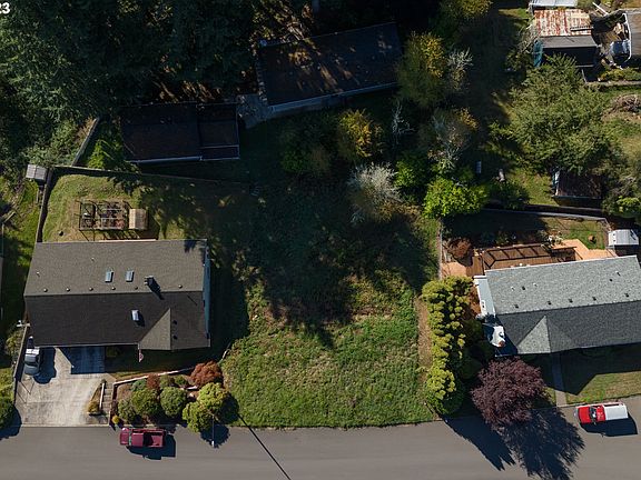 2nd image of Howard Dr