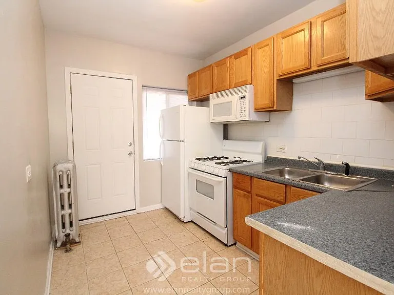 1340 W Argyle St #3N — Photo 3