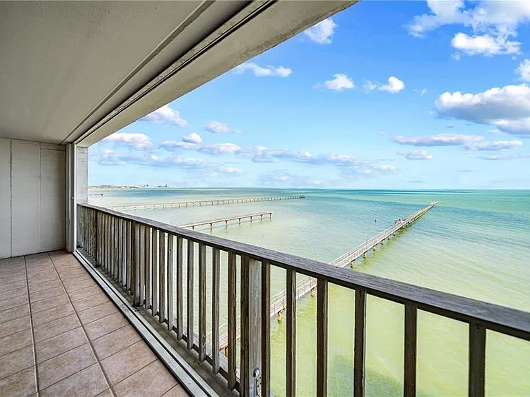 4334 Ocean Dr #605 — Photo 23