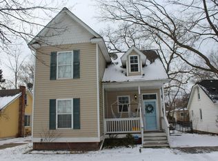 28571 Fairfax St, Southfield, MI 48076