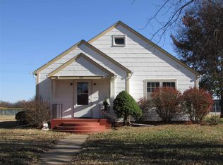 422 Noble Ave, Chapman, KS 67431