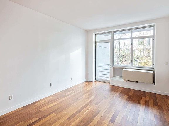 2nd image of 127 Meserole St APT 2A