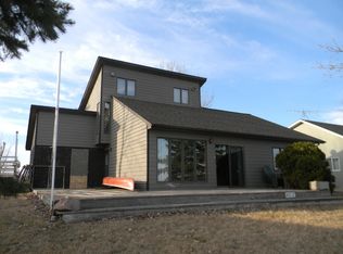 412 W Lake Dr, Lake Norden, SD 57248