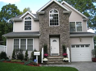 146 Woodlawn Ave, Clifton, NJ 07043