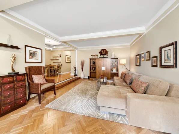 333 West 57th Street 7H image 1 of 15