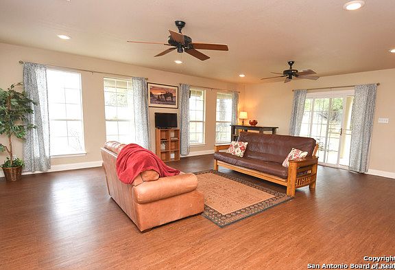 5th image of 339 Saddle Mountain Dr
