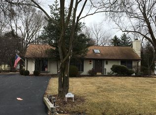 5567 Linden Ave, La Grange Highlands, IL