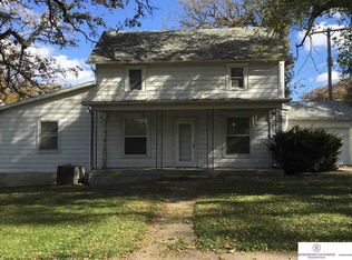 203 S Randolph St, Weeping Water, NE 68463