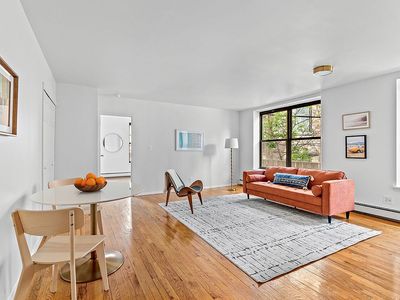 427 Saint Johns Pl APT 1C, Brooklyn, NY, 11238