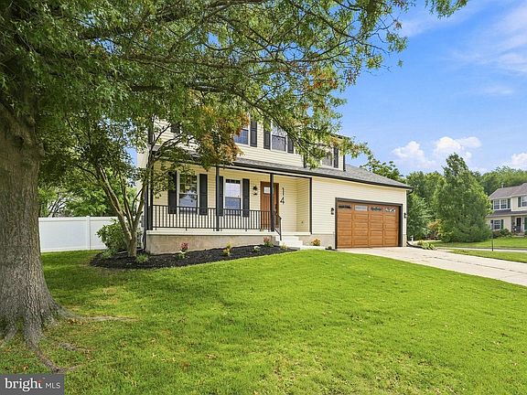 4th image of 14 Powder Ln