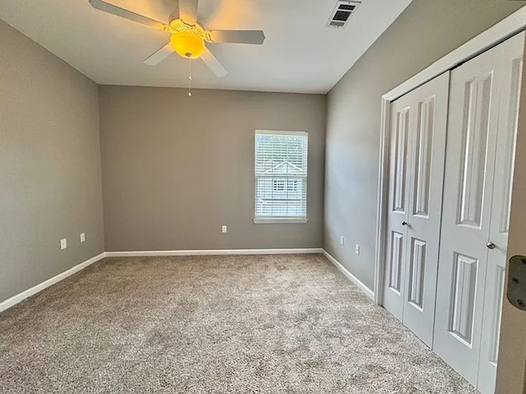 126 Farrah Ave — Photo 28