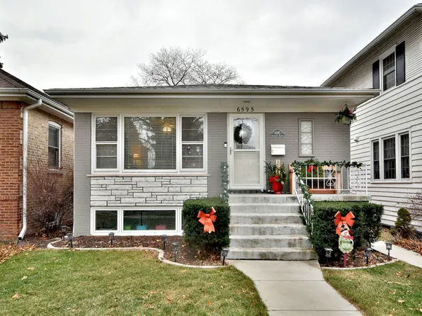 6595 N Oliphant Ave #1, Chicago, IL 60631
