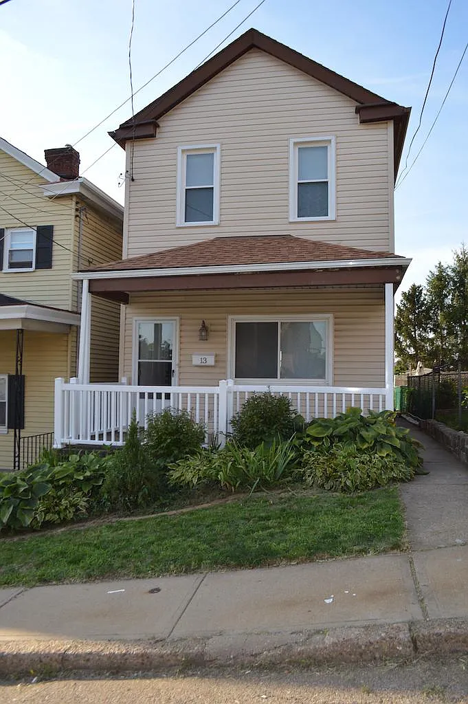 13 Augustine St photo 1