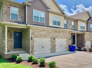 510 Village Creek Dr, Bowling Green, KY 42101