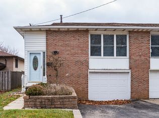 1020 Stone Church Rd E, Hamilton, ON L8W1P2