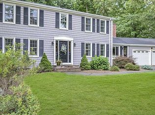 38 Big Oak Dr, North Kingstown, RI 02852