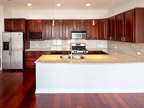 5th image of 5614 N Jersey Ave #2