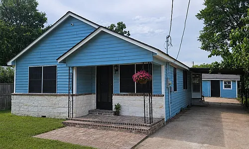 2415 Perry St Photo 1 2415 Perry St Photo 1