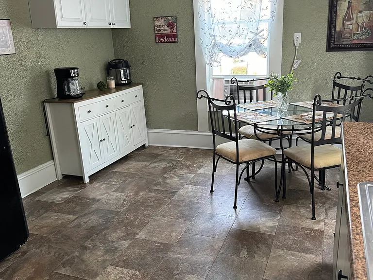 27 E Front St — Photo 14