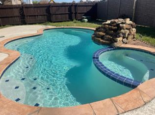 1229 River Ridge Rd, Roanoke, TX 76262