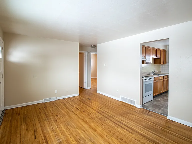 1707-1721 W 52nd Ave — Photo 8