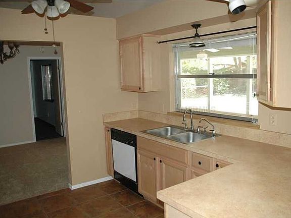2nd image of 1631 Sterling Oaks Ln