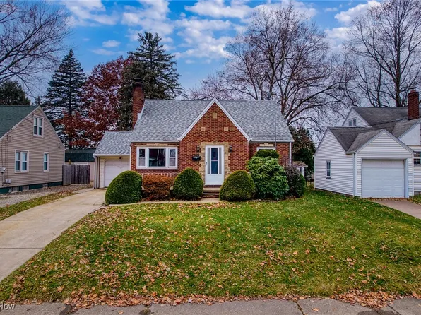 2803 Daleford Ave NE, Canton, OH 44705