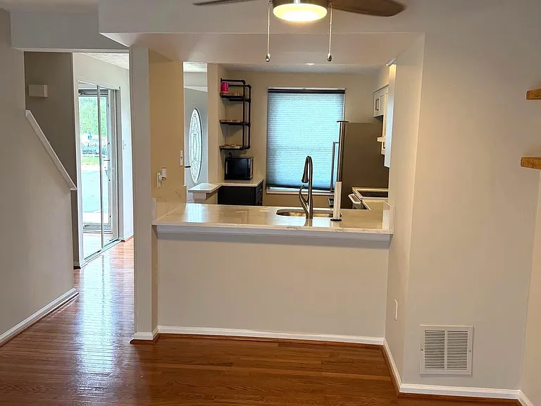 14724 Crosswood Ter — Photo 5