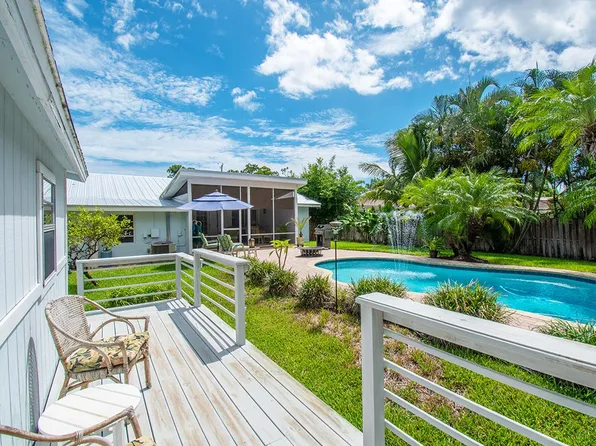 8131 135th St, Sebastian, FL 32958