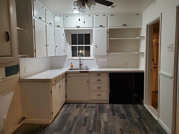 Kitchen _ Will have gas stove and washing machine in kitchen w/refrigerator.